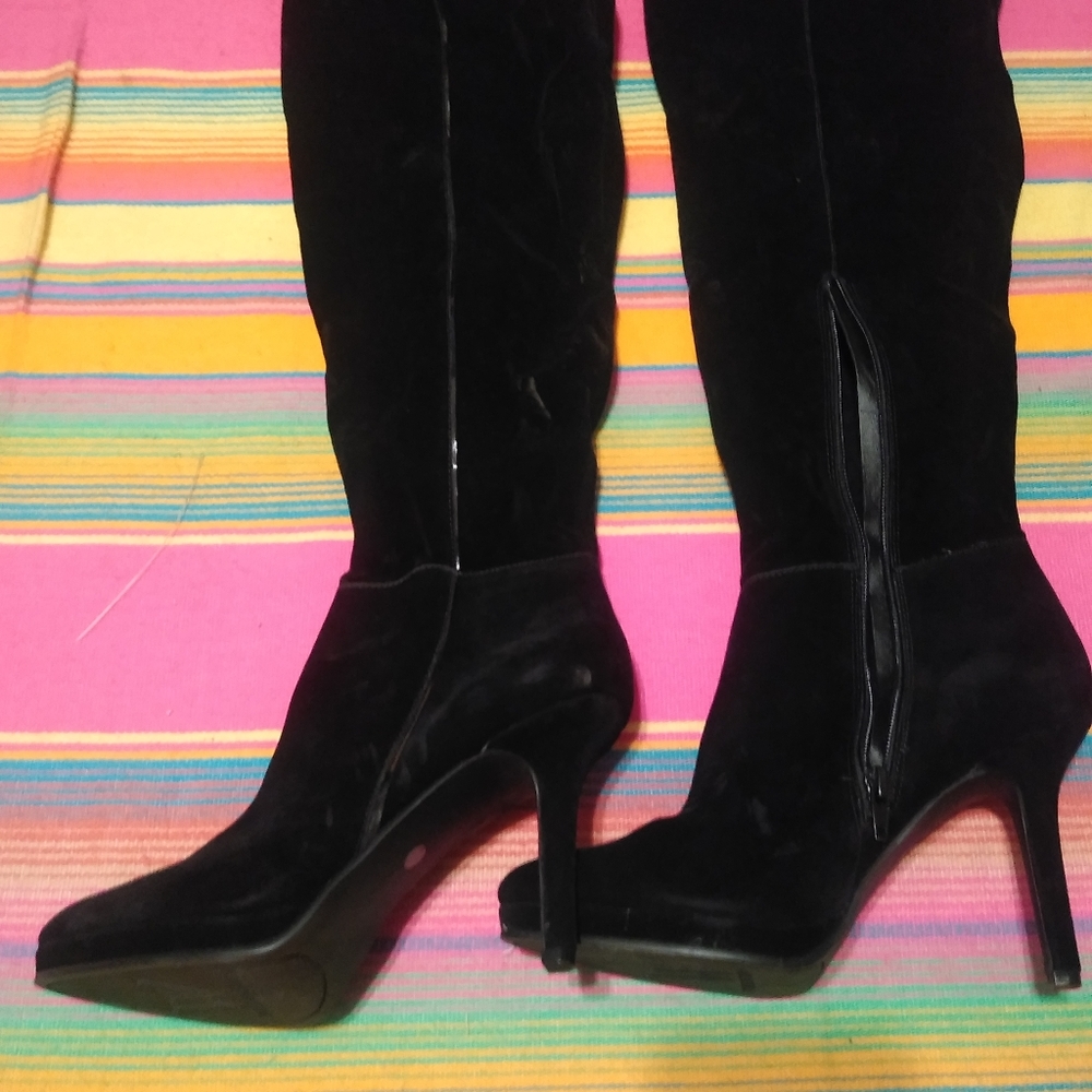 Real black suede boots 4 inch heel very nice - Picture 6 of 16